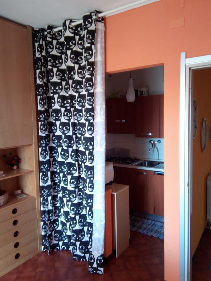 Condominio Ariazzurra S. Bart. San Bartolomeo Al Mare Εξωτερικό φωτογραφία