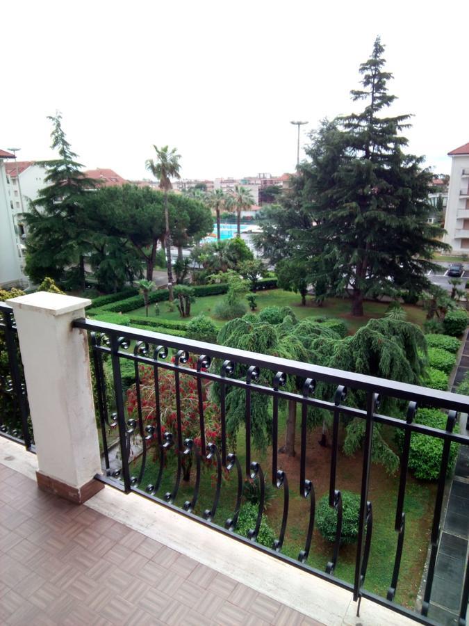 Condominio Ariazzurra S. Bart. San Bartolomeo Al Mare Εξωτερικό φωτογραφία