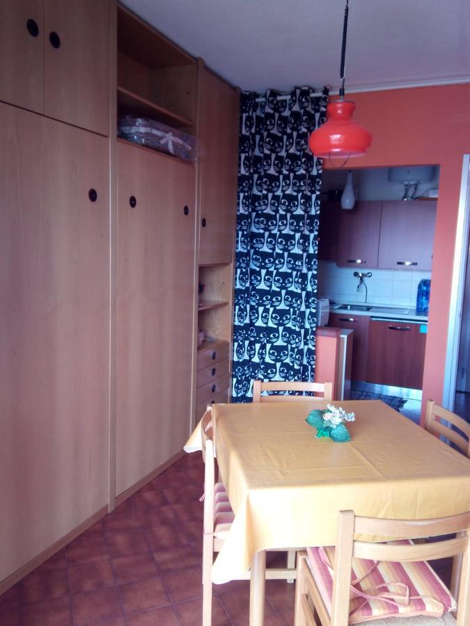 Condominio Ariazzurra S. Bart. San Bartolomeo Al Mare Εξωτερικό φωτογραφία