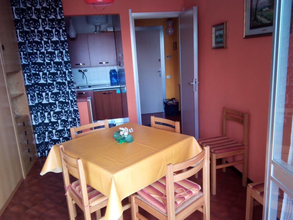 Condominio Ariazzurra S. Bart. San Bartolomeo Al Mare Εξωτερικό φωτογραφία